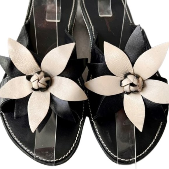 Tommy Bahama All Leather Flower Slides Sandals - Brown/White - 9M - Picture 4 of 9